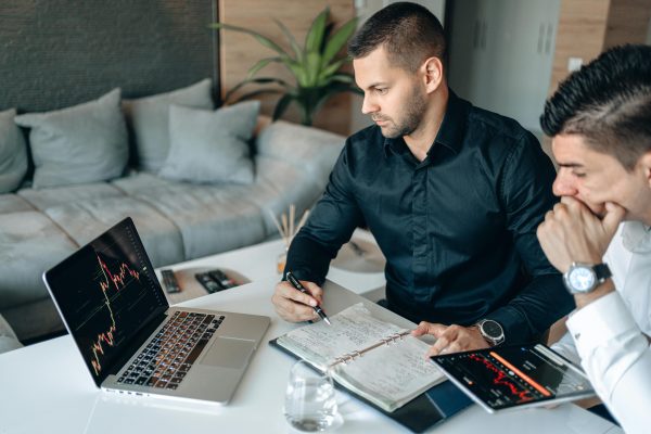 أثر التمكين الوظيفي في السلوك الإبداعي للعاملين في الجمعية القطرية لتأهيل ذوي الاحتياجات الخاصة