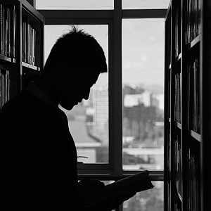 الدبلوماسية في النظرية والتطبيق