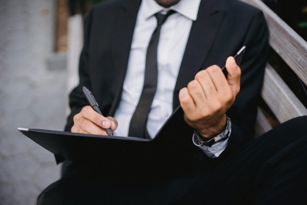السمات المميزة لنمط إدارة الموارد البشرية في منظمة الأعمال العربية
