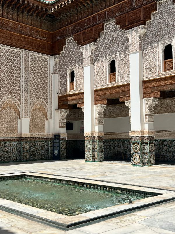 مبادئ السياحة