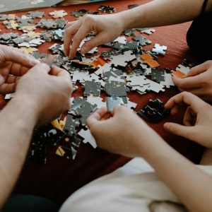 مهارات الاتصال الفعال مع الآخرين