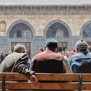 تاريخ الإسلام السياسي والديني والثقافي والاجتماعي
